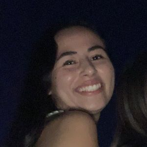 Meet your Posher, Clarissa